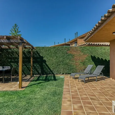 Brenda Torremirona Villa